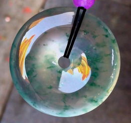 緬甸翡翠玉石 互聯(lián)網(wǎng)浪潮下，實(shí)體珠寶店的盈利困境